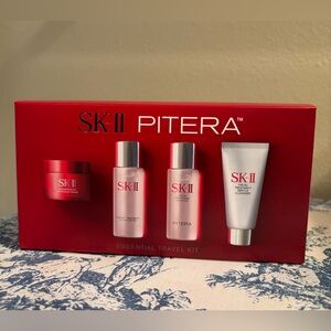 Pitera Essential Travel Kit